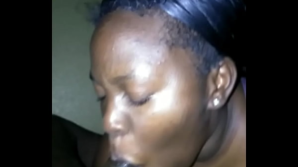 GOOD HEAD AND A FAT ASS MAKE A n. NUT QUICK She was twerkin on that dick !!!