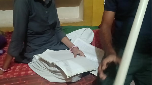 Lovely Teen Girl enjoys herself in big_tits