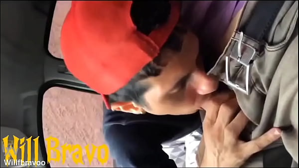 Exhibitionism- hot mamaei the driver on the street behind the cemetery