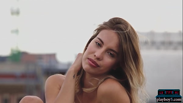 Amazing Teen Girl poses in teen