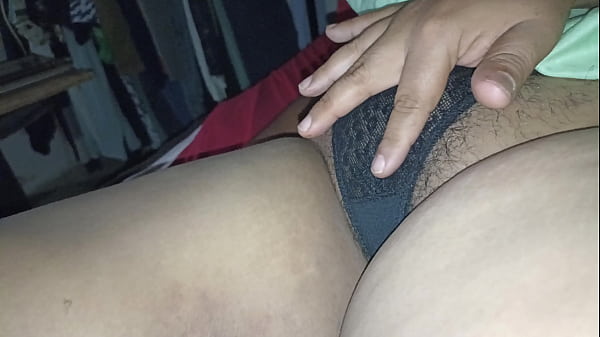 [Karmico][Ma&ntilde_anero] my wife's camel toe at dawn I record it without her realizing it 4K