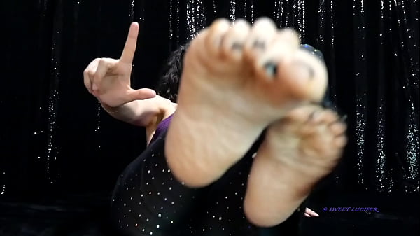 Naughty feet Teen Girl