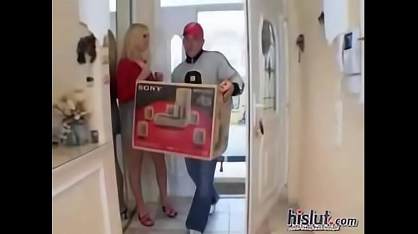 Pizza delivery guy fucks his most favorite client. AND THE MOST WHORE!!!