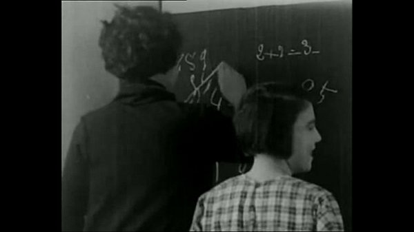 Cine porngr&aacute_fico Antiguo - La fess&eacute_e &agrave_ l'_&eacute_cole